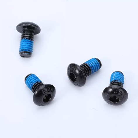 Miért romlik a ragasztóval bevont csavarok teljesítménye?