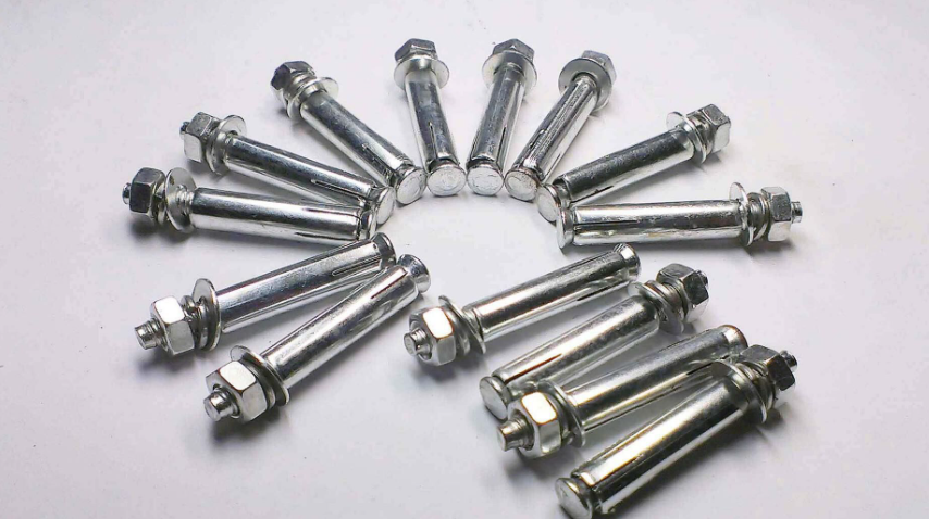 Teljes útmutató a bővítőcsavarok beszereléséhez és eltávolításához